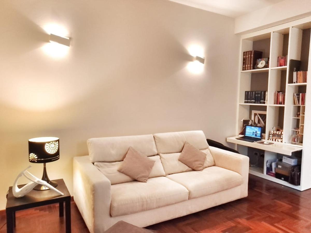 Lovely Modern Apartment Флоренція Екстер'єр фото